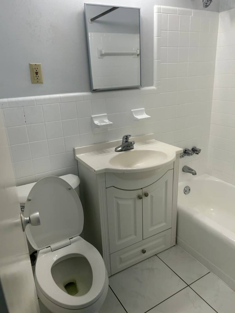 Apartment for rent at 1408 NE 6 St #2, Fort Lauderdale, FL 33304