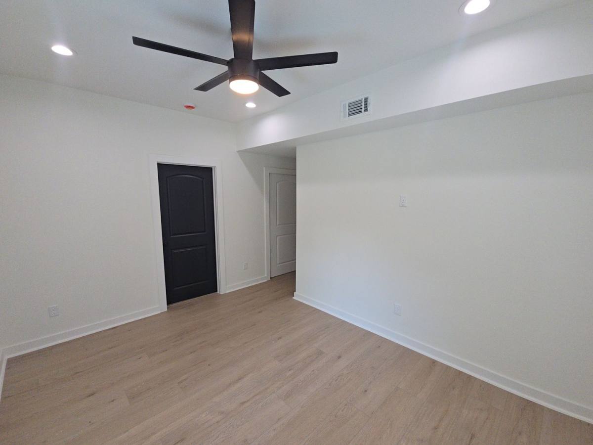 Apartment for rent at 8101 Venus St, Houston, TX 77088