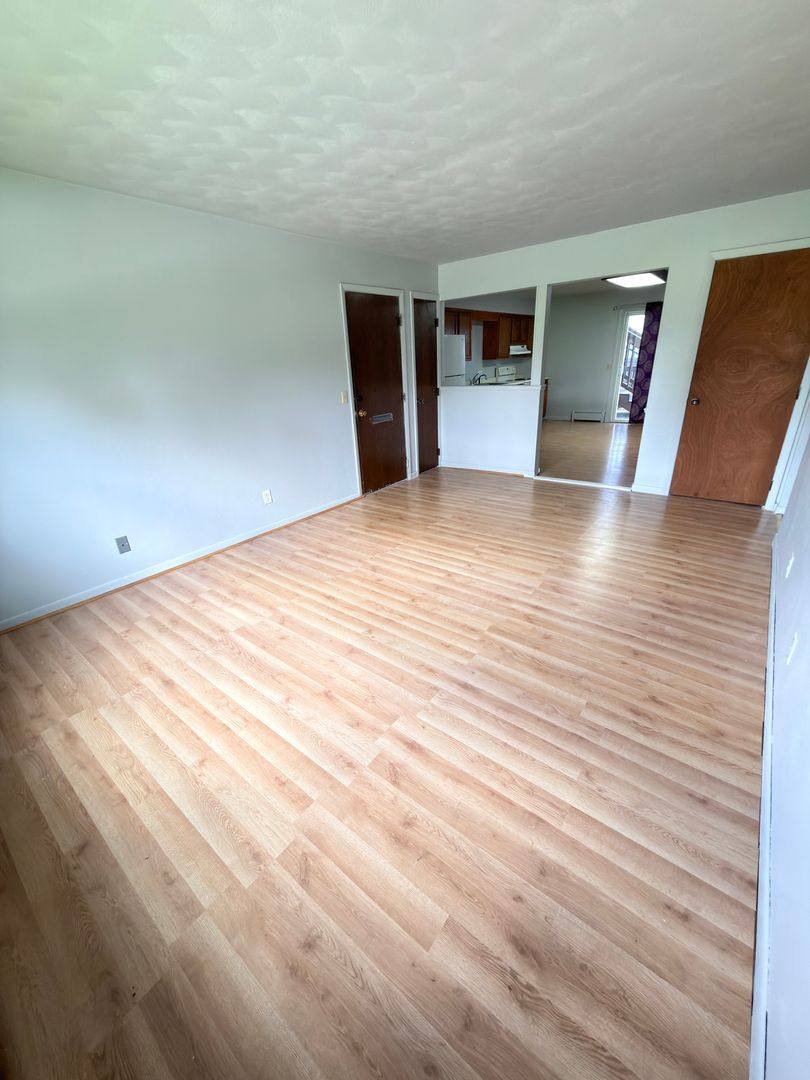 Apartment for rent at 1505 E 39th St, Davenport, IA 52807