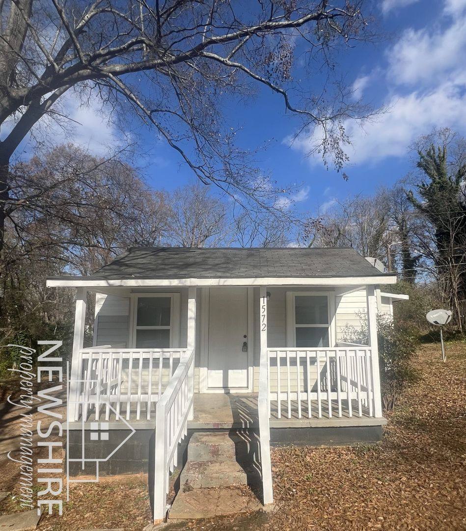 House for rent at 1572 Farley Ave Extension, Spartanburg, SC 29301