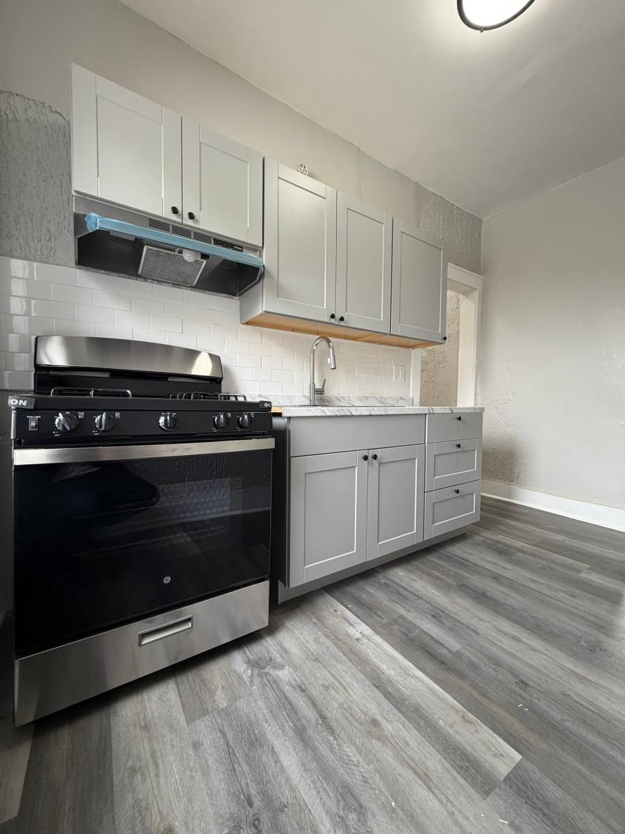 Apartment for rent at 645 Summer Ave, Newark, NJ 07104