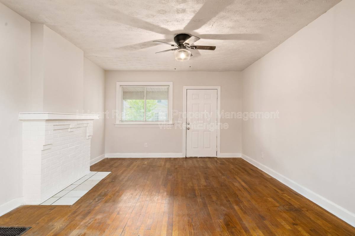 Apartment for rent at 32 Schultz Ave, Columbus, OH 43222