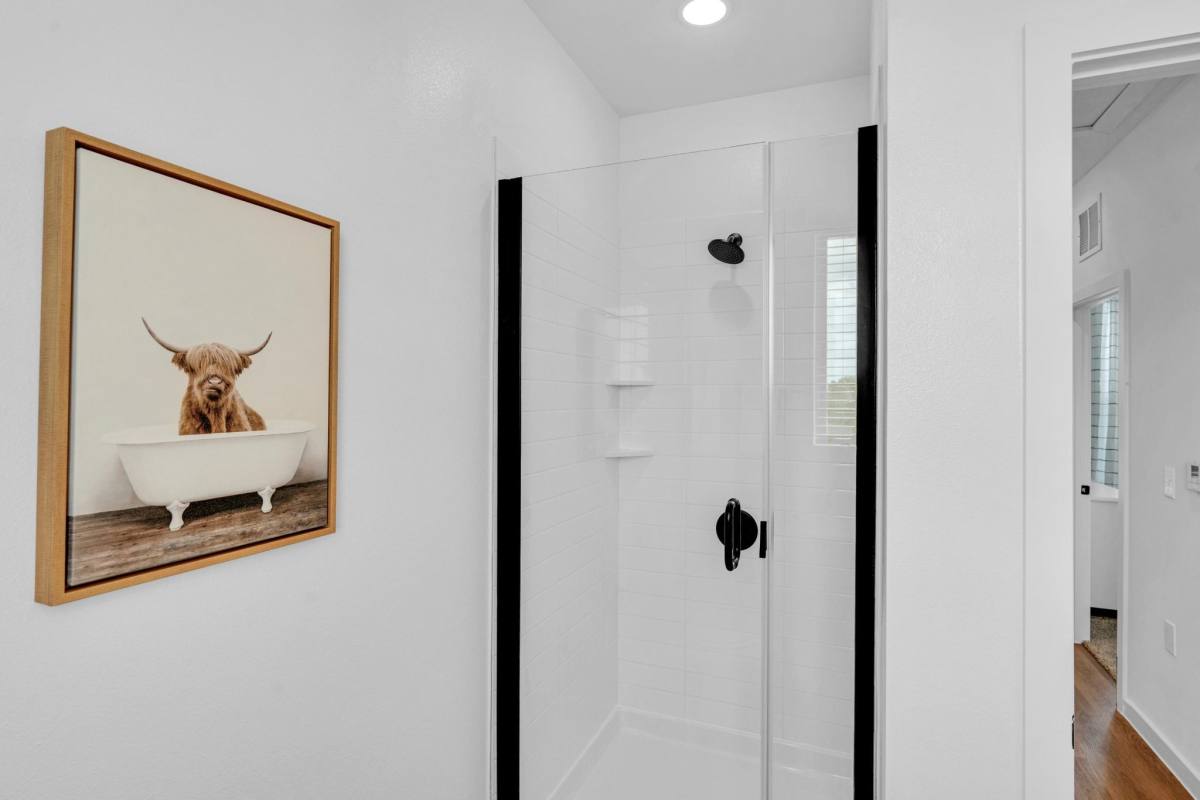 Apartment for rent at 1600 Firewheel Parkway, Garland, TX 75040
