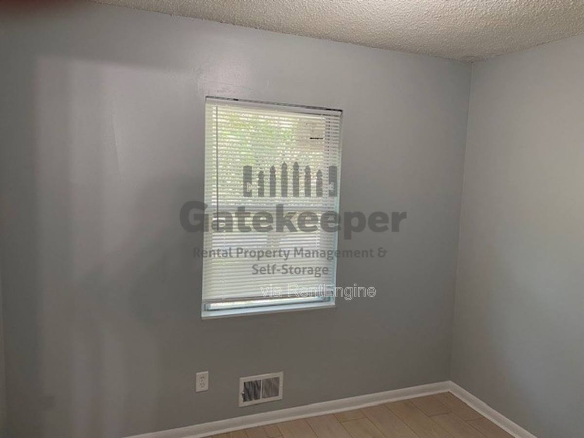 House for rent at 8202 Attleboro Dr, Jonesboro, GA 30238