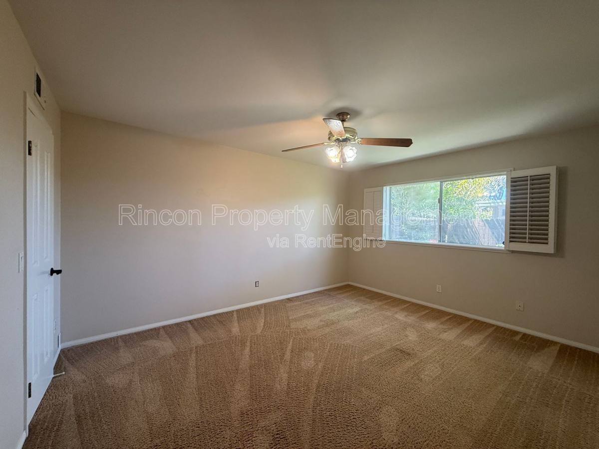 House for rent at 2462 Pierpont Blvd, Ventura, CA 93001