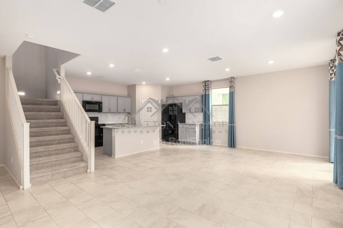 House for rent at 55 E Constitution Dr, Gilbert, AZ 85296
