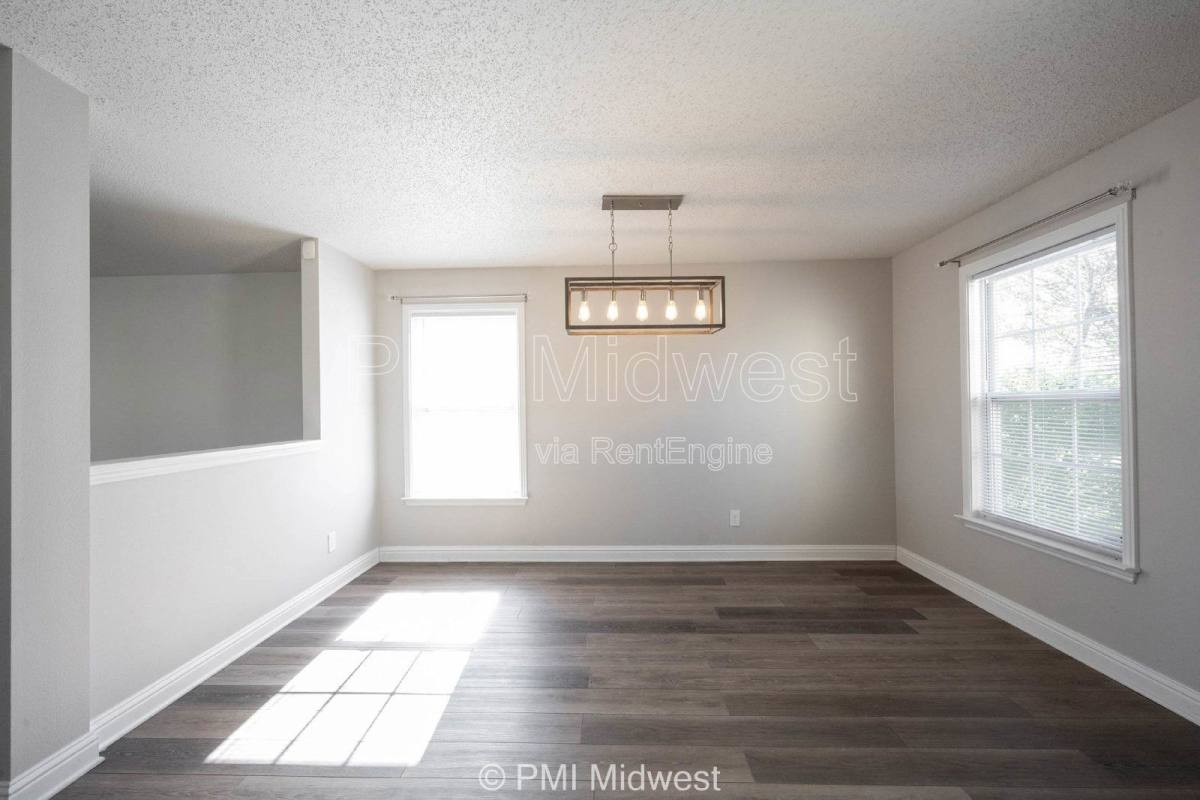 House for rent at 859 Runnymede Dr, Greenfield, IN 46140