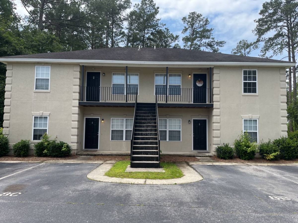 Apartment for rent at 22 E Dubois St #2A, Pembroke, GA 31321