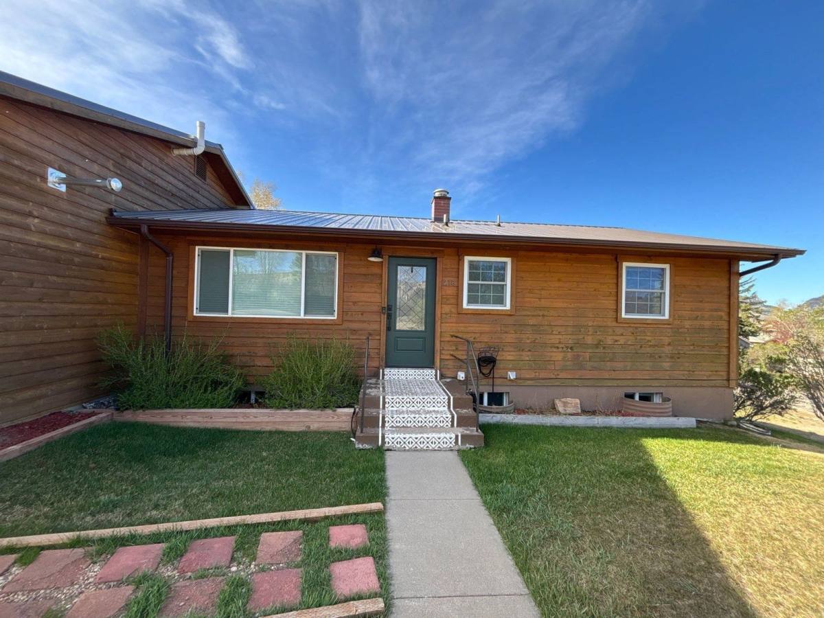 House for rent at 218 6th St, Kremmling, CO 80459
