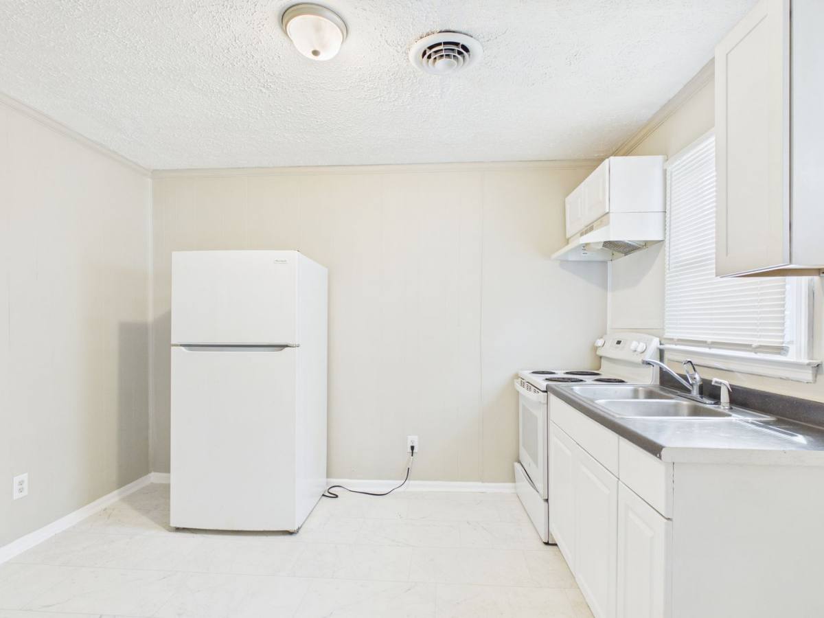 Apartment for rent at 838 S Jones St #B, Petersburg, VA 23803