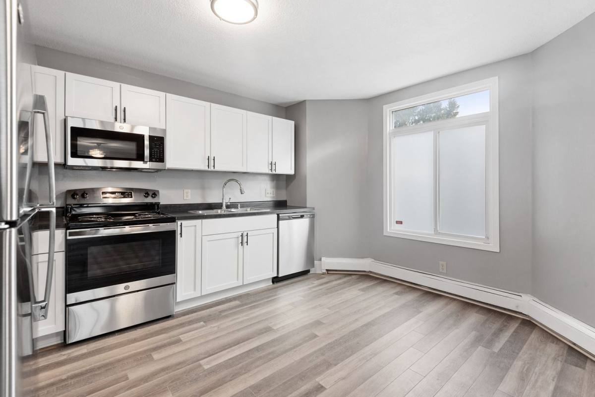 Apartment for rent at 2407 Buchanan St NE #1, Minneapolis, MN 55418