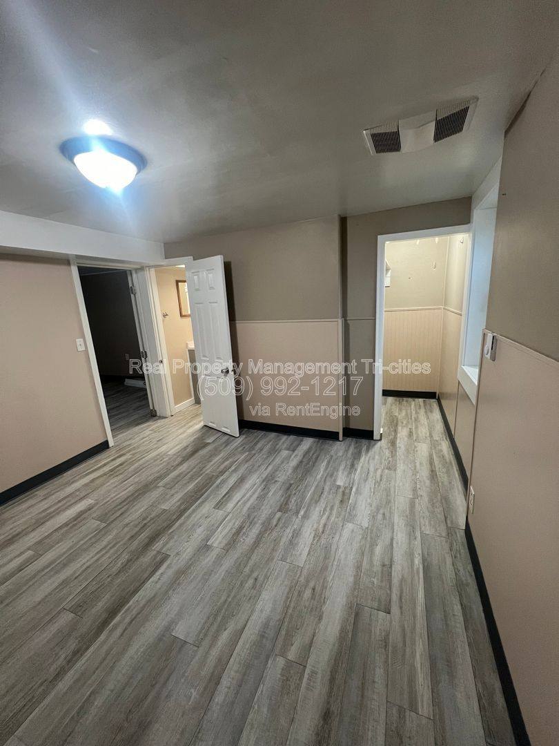 Apartment for rent at 508 9th St #6, Benton City, WA 99320