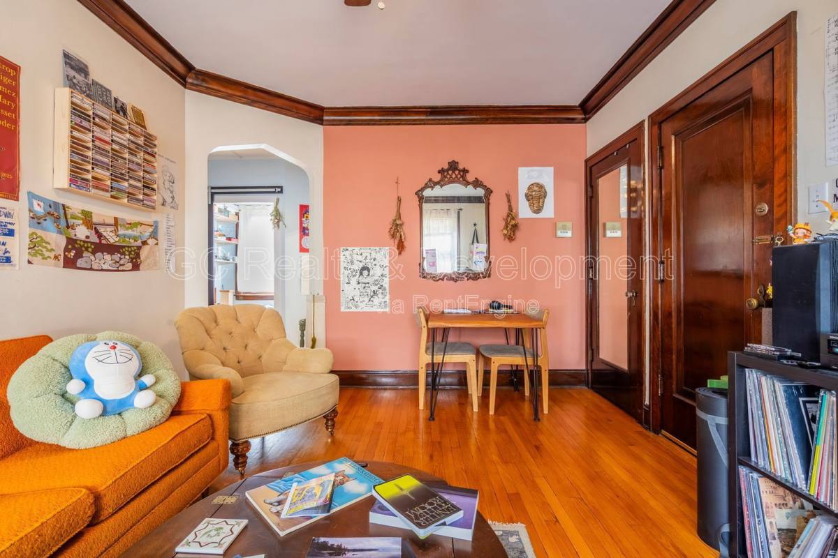 Condo for rent at 3649 N Kedvale Ave #1B, Chicago, IL 60641