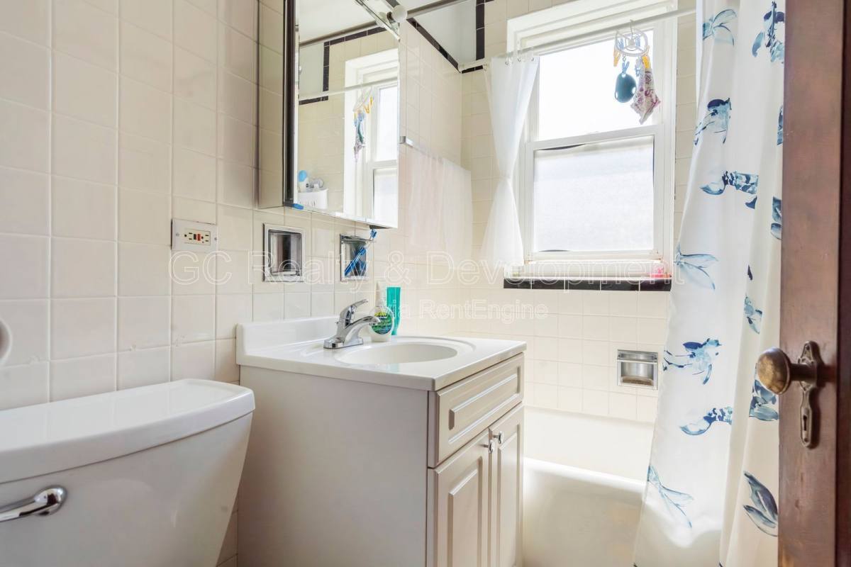 Condo for rent at 3649 N Kedvale Ave #1B, Chicago, IL 60641