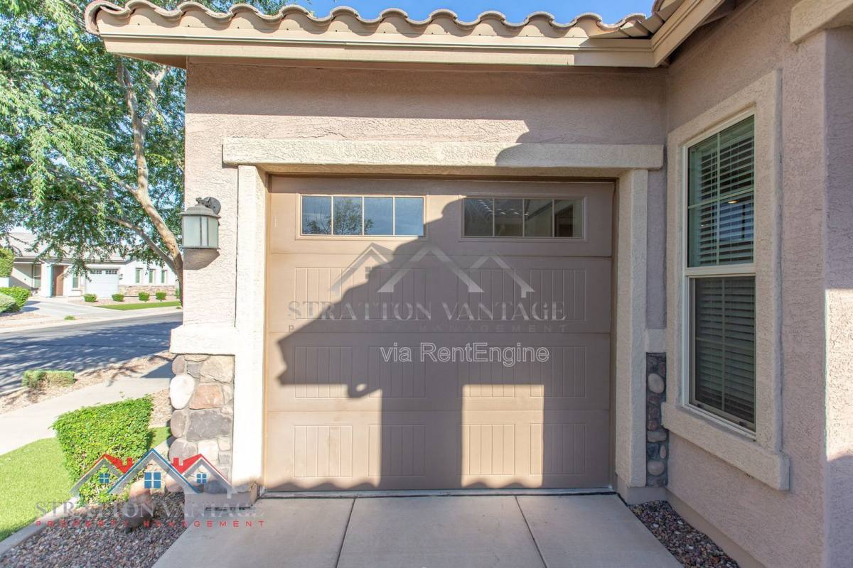 House for rent at 22327 E Desert Spoon Dr, Queen Creek, AZ 85142