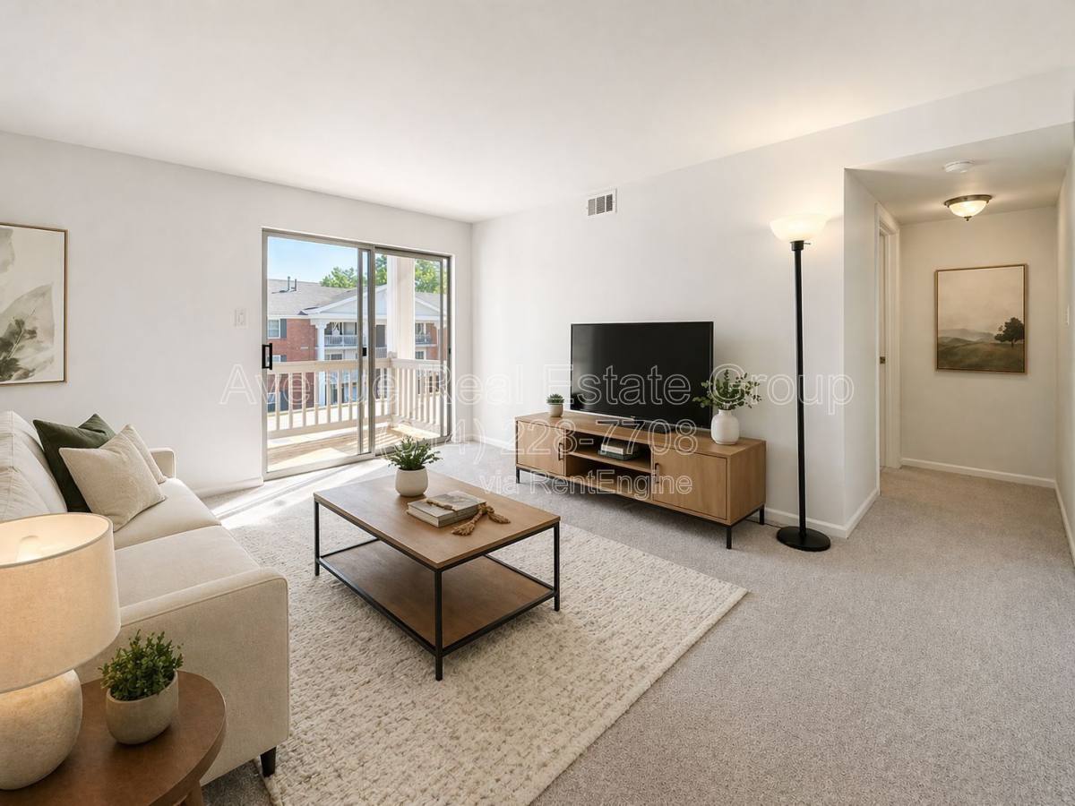 Condo for rent at 7504 Triwoods Dr #F, Saint Louis, MO 63119