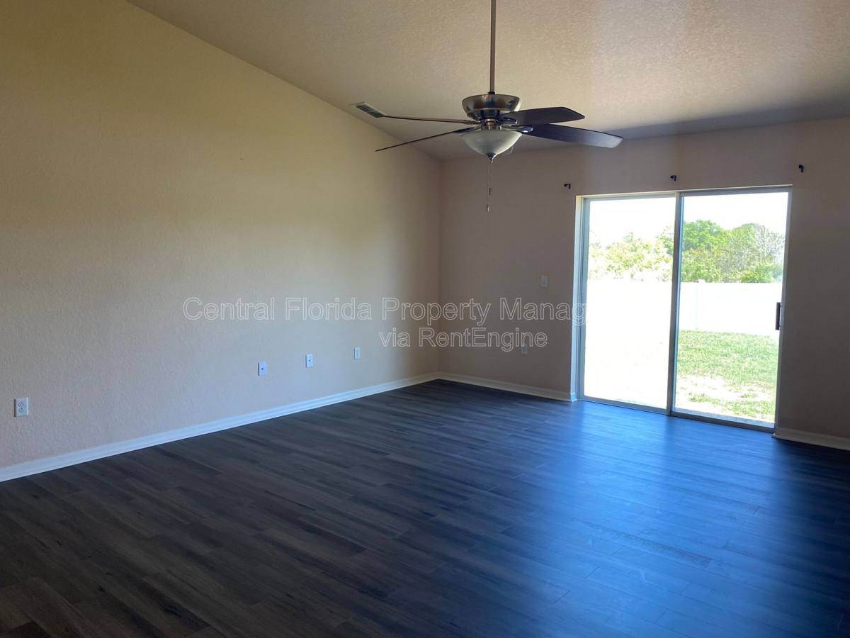 House for rent at 250 Highland Meadows Court, Davenport, FL 33837