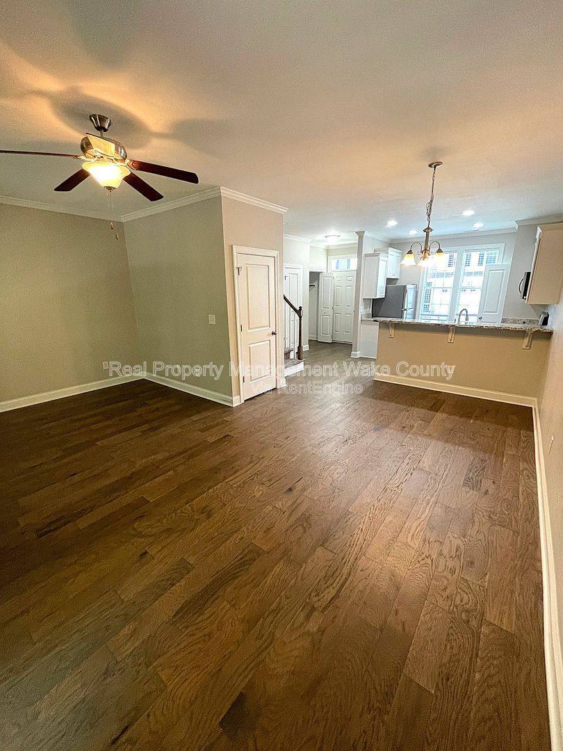 Townhouse for rent at 139 Cobalt Creek Way, Holly Springs, NC 27540