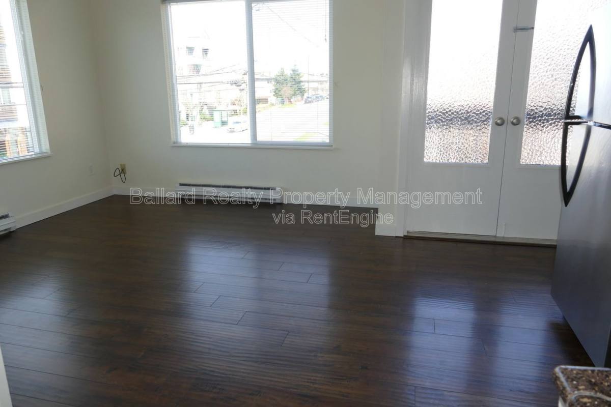 Apartment for rent at 9030 Greenwood Ave N #201, Seattle, WA 98103