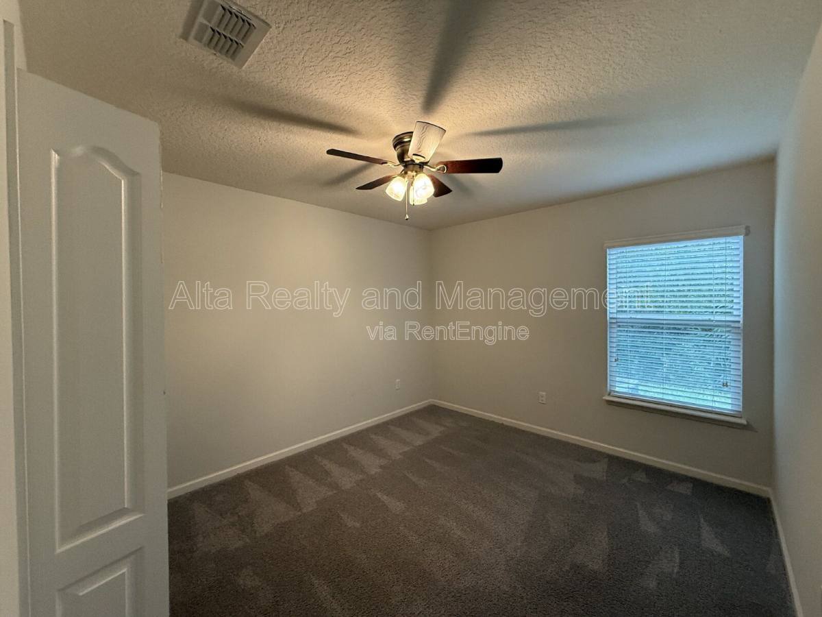House for rent at 112 Morayshire Court, Saint Johns, FL 32259