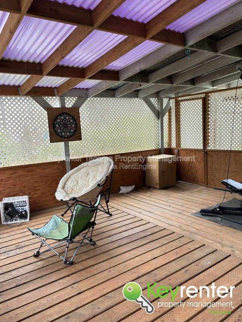 Apartment for rent at 1302 E 40th St #5, Tacoma, WA 98404