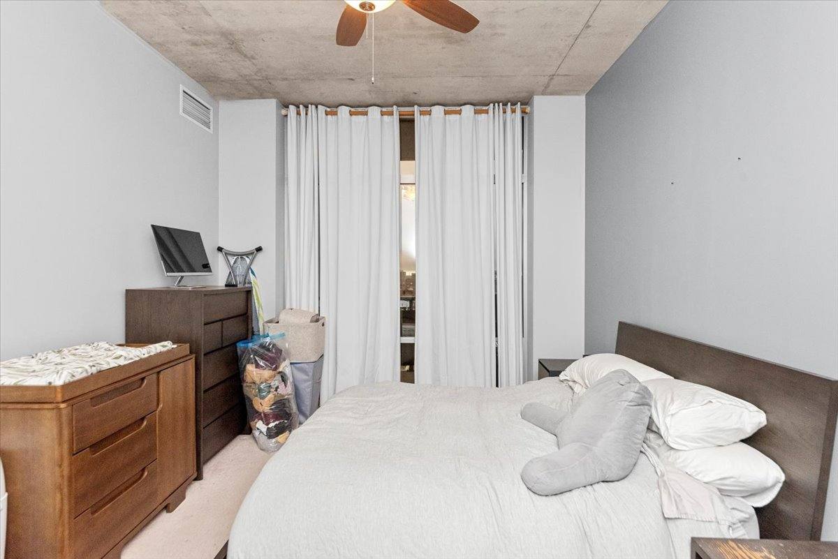 Condo for rent at 720 N Larrabee St #1012, Chicago, IL 60654