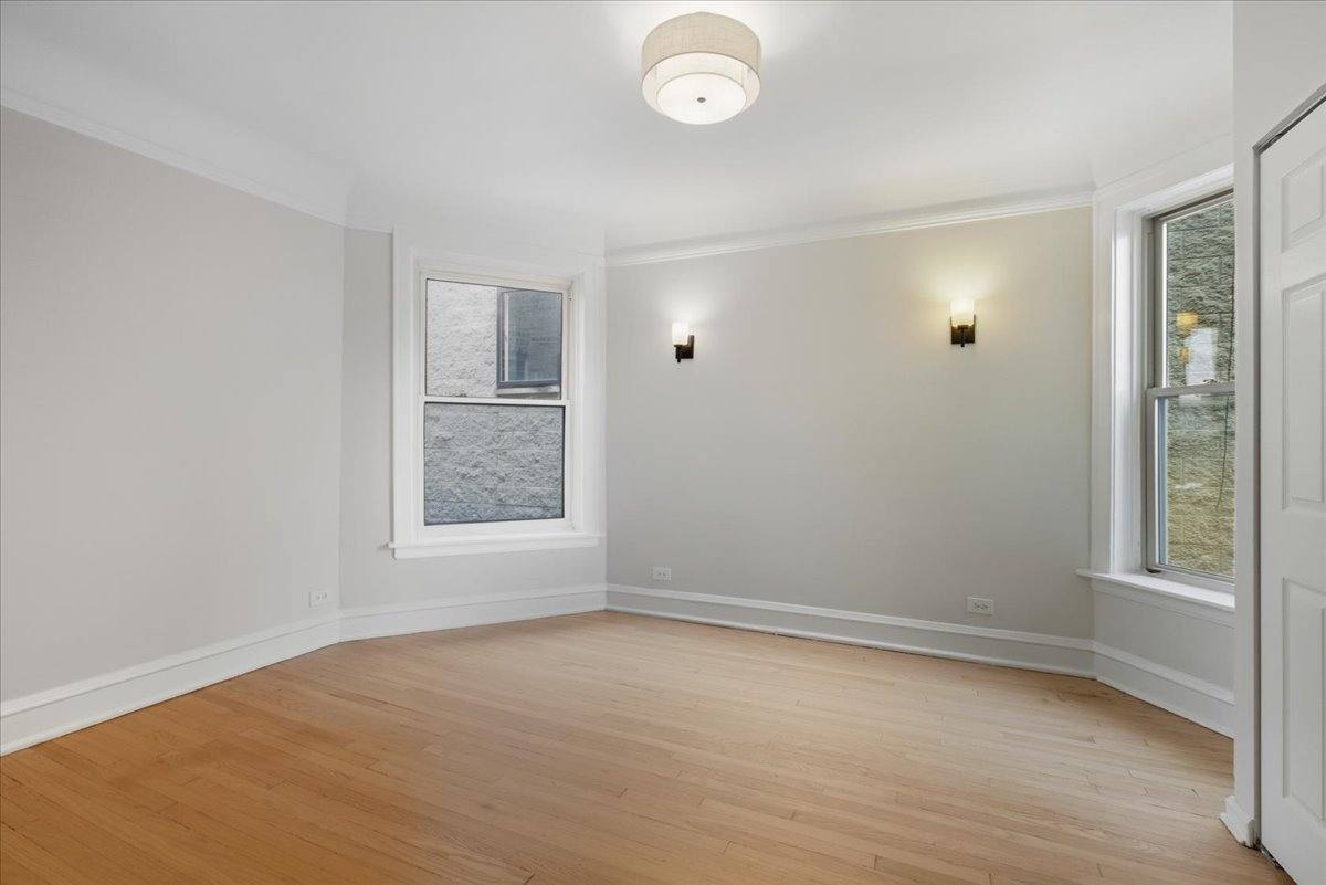 Apartment for rent at 6136 N Mozart St #4, Chicago, IL 60659