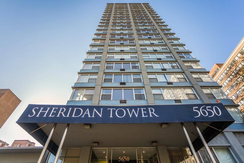 Apartment for rent at 5650 N Sheridan Rd #5B, Chicago, IL 60660