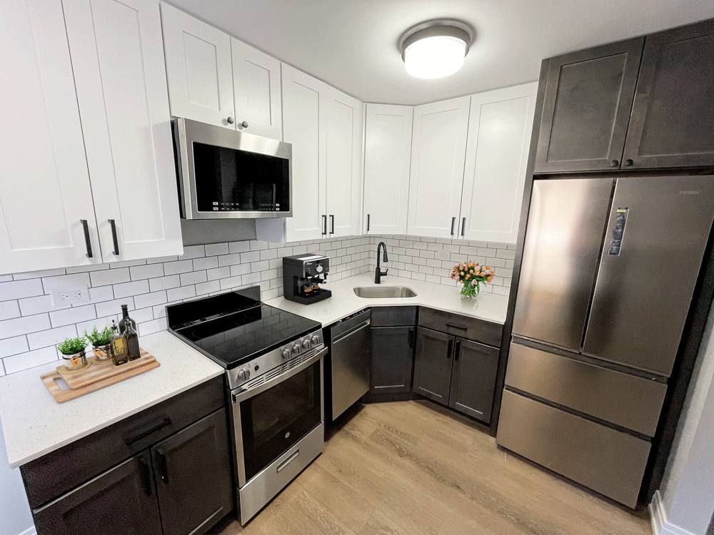 Apartment for rent at 5650 N Sheridan Rd #5B, Chicago, IL 60660