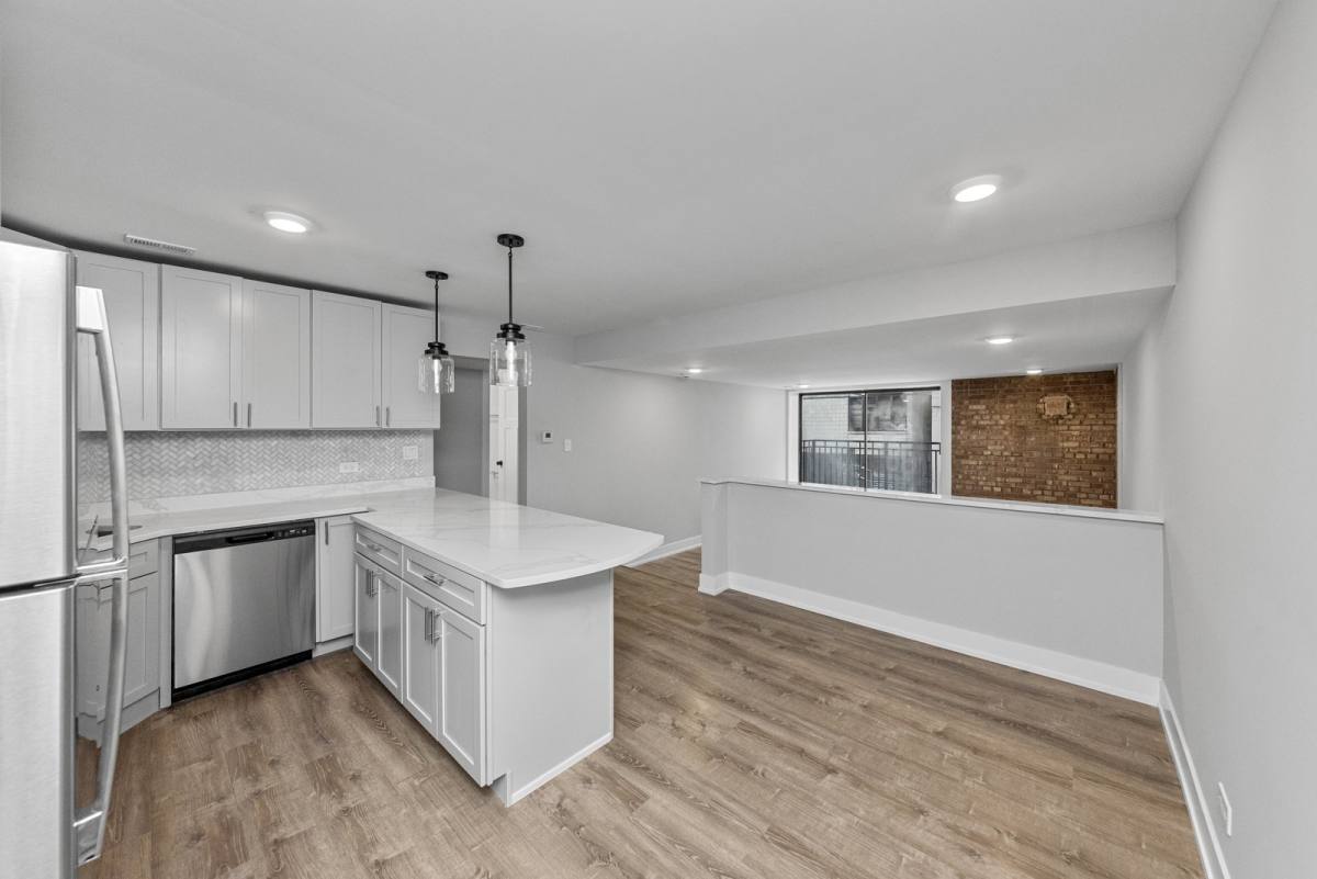 Apartment for rent at 1220 N La Salle Dr #2J, Chicago, IL 60610