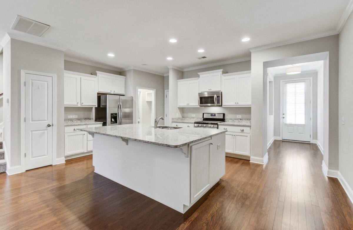 Townhouse for rent at 2005 Kings Gate Lane, Mount Pleasant, SC 29466
