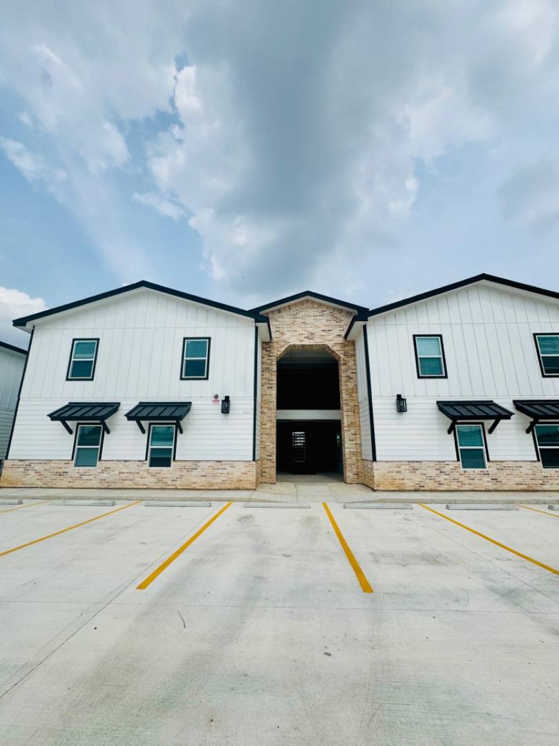 Apartment for rent at 800 Ragland St #10, Mission, TX 78572