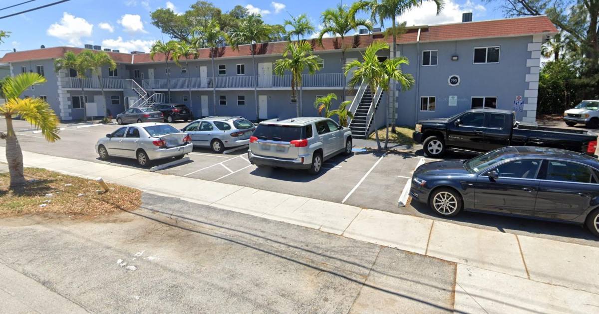 Apartment for rent at 3901 NW 9th Ave #2, Pompano Beach, FL 33064