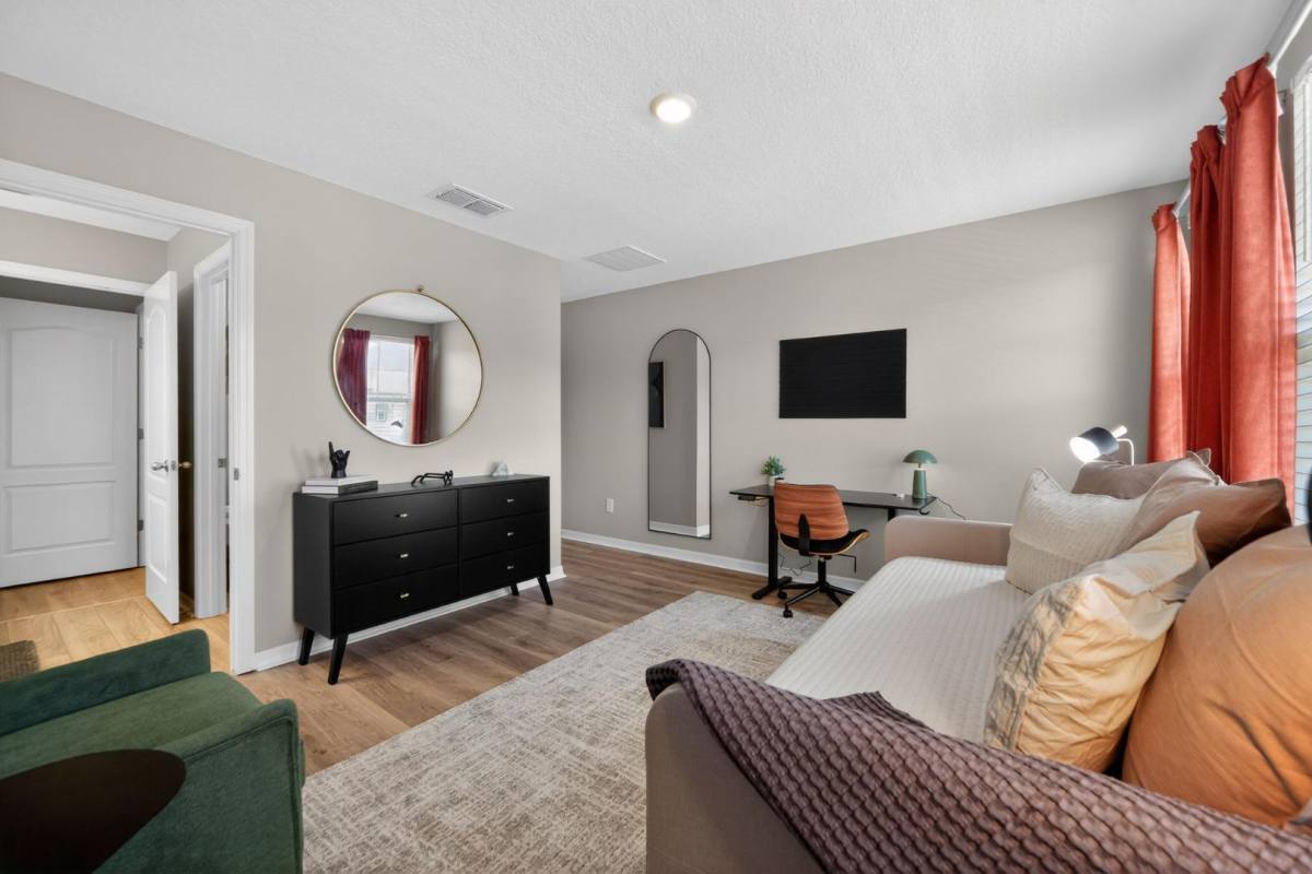 Townhouse for rent at 700 Benoi Dr, Davenport, FL 33896