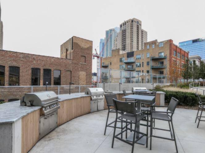 Apartment for rent at 1401 S State St, Chicago, IL 60605
