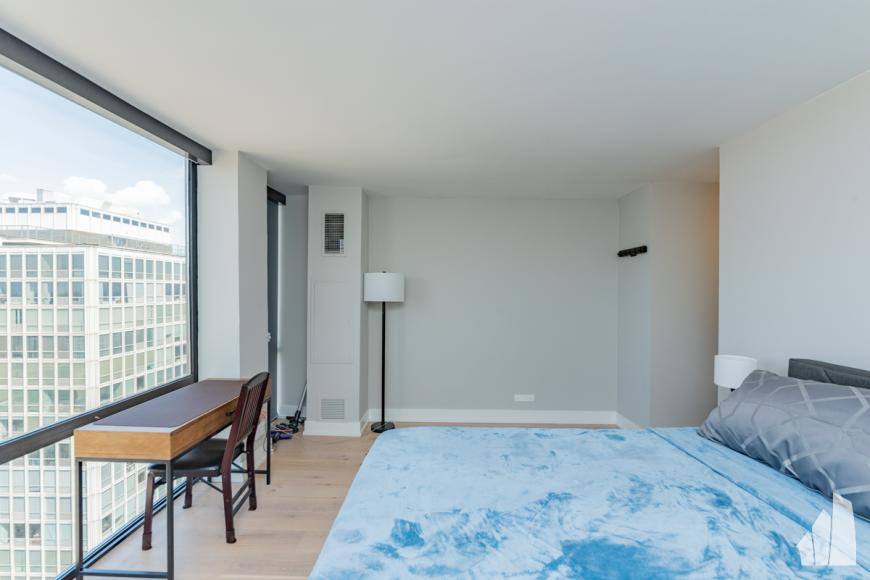 Condo for rent at 345 W Fullerton Parkway #2908, Chicago, IL 60614