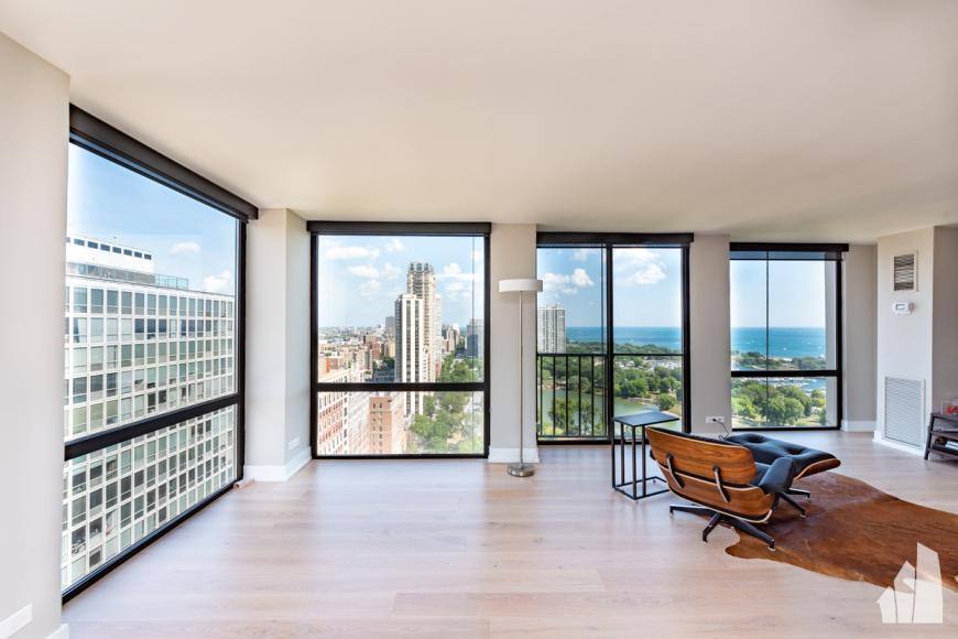 Condo for rent at 345 W Fullerton Parkway #2908, Chicago, IL 60614