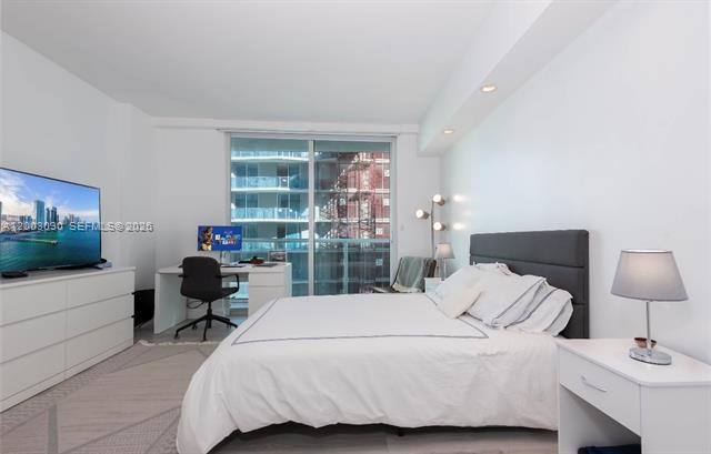 Apartment for rent at 55 SE 6th St #3403, Miami, FL 33131