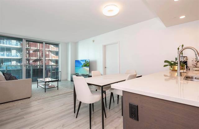 Apartment for rent at 55 SE 6th St #3403, Miami, FL 33131