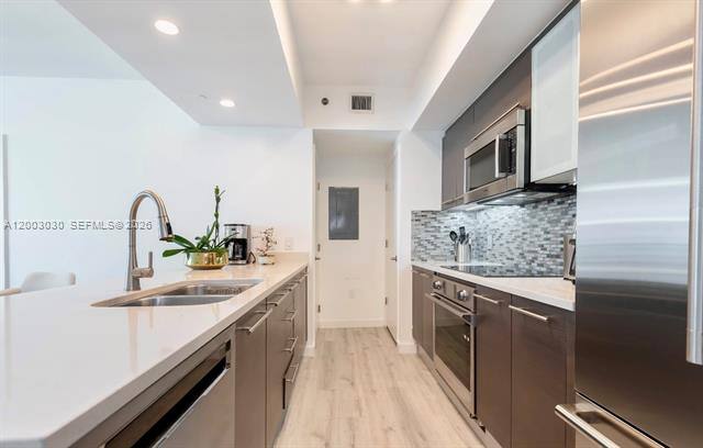 Apartment for rent at 55 SE 6th St #3403, Miami, FL 33131