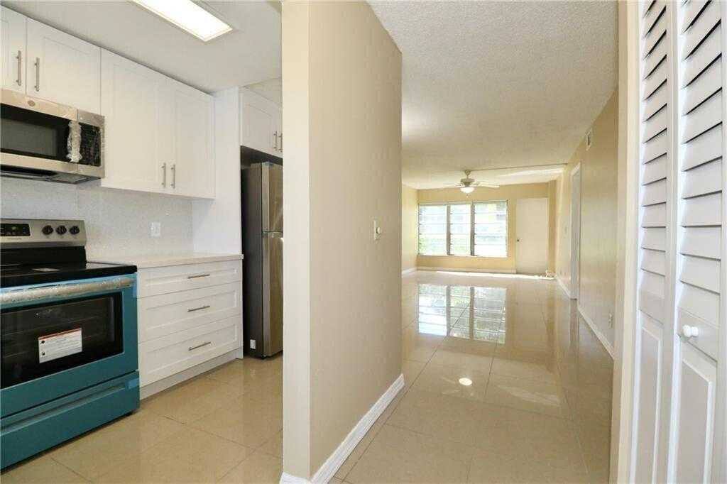 Condo for rent at 9915 SW Sandalfoot Blvd, Boca Raton, FL 33428