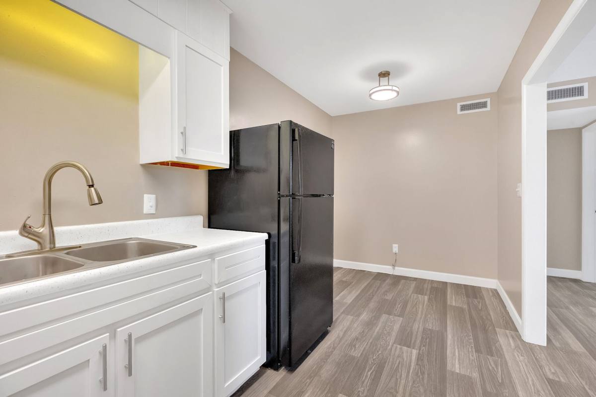 Apartment for rent at Bristol Square, 104 Stafford St, Bristol, TN 37620