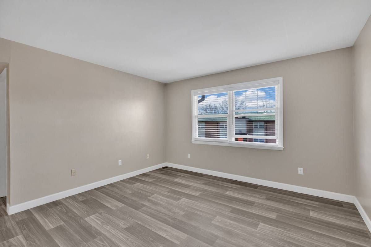 Apartment for rent at Bristol Square, 104 Stafford St, Bristol, TN 37620