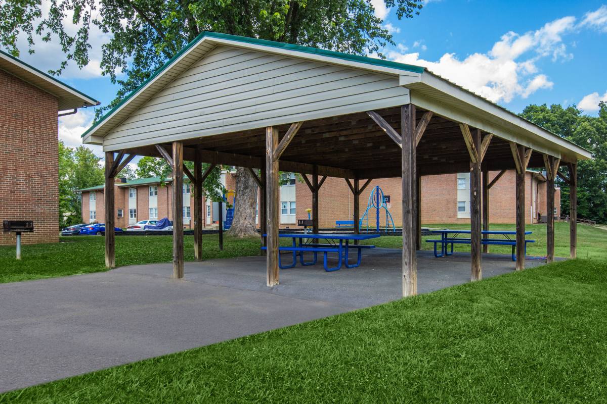 Apartment for rent at Bristol Square, 104 Stafford St, Bristol, TN 37620