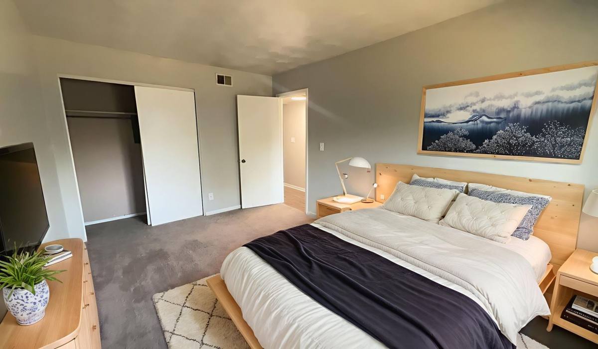 Apartment for rent at 720 W Centennial Ave, Muncie, IN 47303