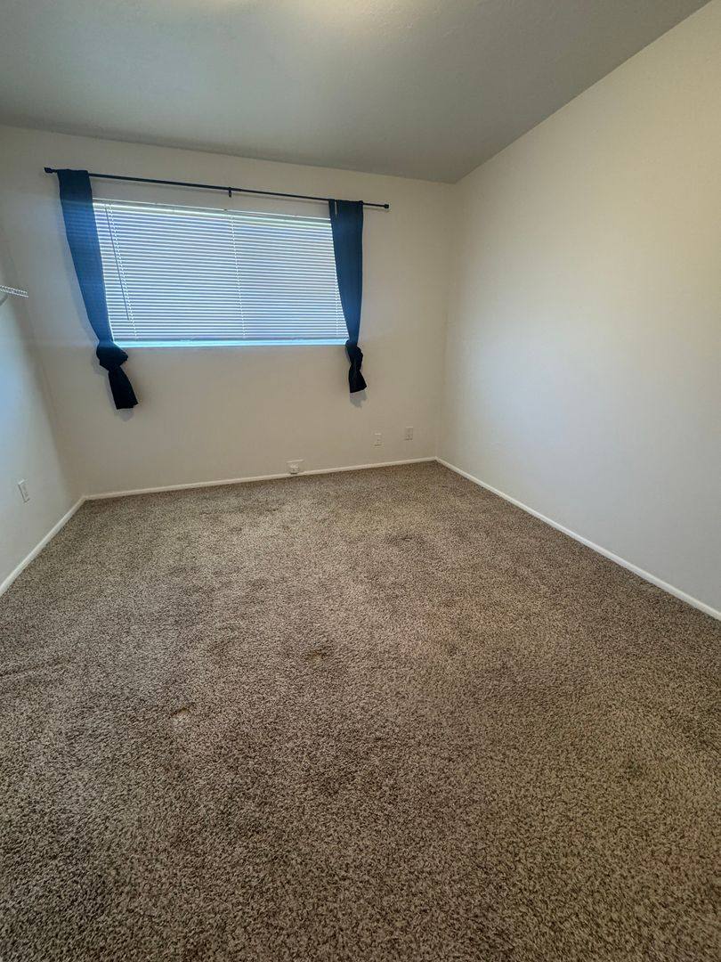 Apartment for rent at 719 E 12100 S, Draper, UT 84020