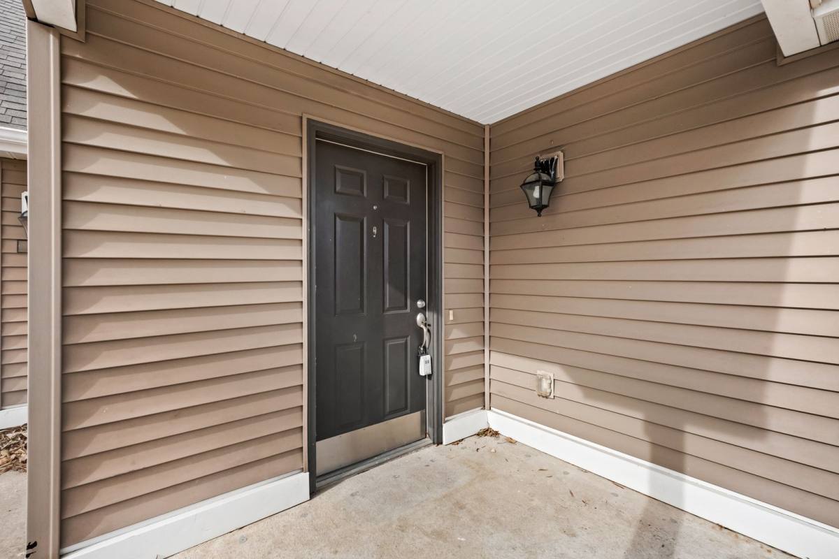 House for rent at 1481 S Holland Dr, Fayetteville, AR 72704