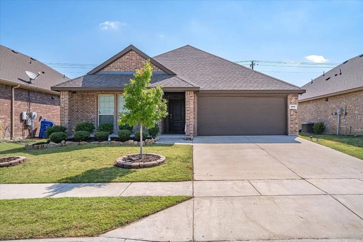 House for rent at 208 Sunny Corner Rd, Royse City, TX 75189