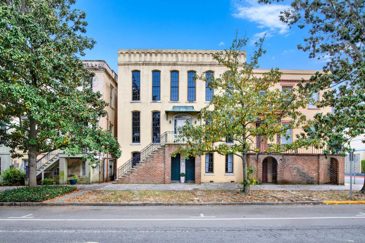 Apartment for rent at 307 E Liberty St, Savannah, GA 31401