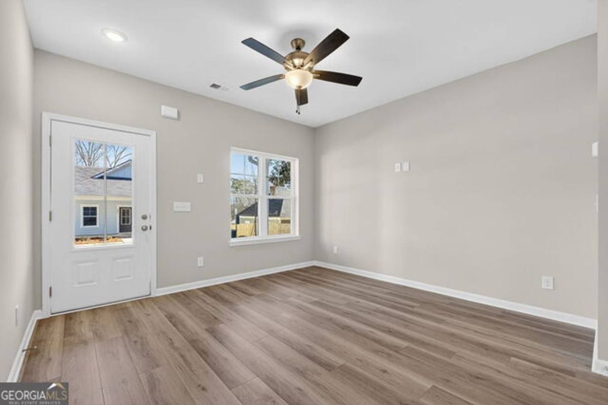Townhouse for rent at 5 Crown St, Lagrange, GA 30240